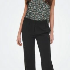 ONLY ONLVIC S/S AOP TOP NOOS PTM Dames T-shirt - Maat 44 11 ONLY ONLVIC S/S AOP TOP NOOS PTM Dames T-shirt - Maat 44 -Dameskleding Verkoop 415x840