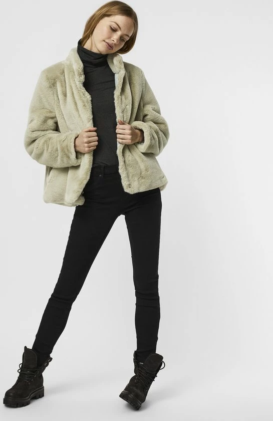 VERO MODA Curve FAUX FUR JACKET 5 VERO MODA Curve FAUX FUR JACKET - Afbeelding 5