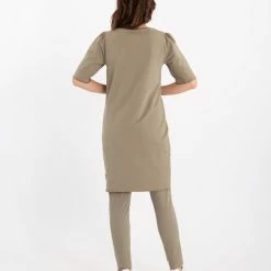 Bruine Legging Van Je M'appelle - Dames - Travelstof - Maat M - 6 Maten Beschikbaar -Dameskleding Verkoop 550x677 25