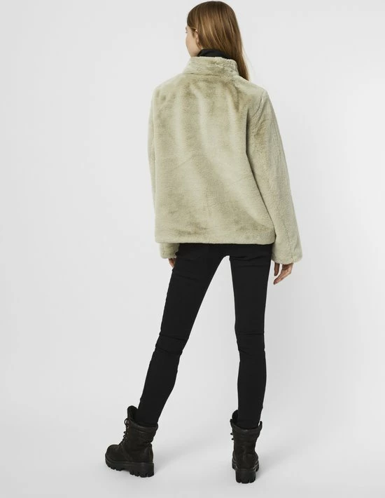 VERO MODA Curve FAUX FUR JACKET 6 VERO MODA Curve FAUX FUR JACKET - Afbeelding 6