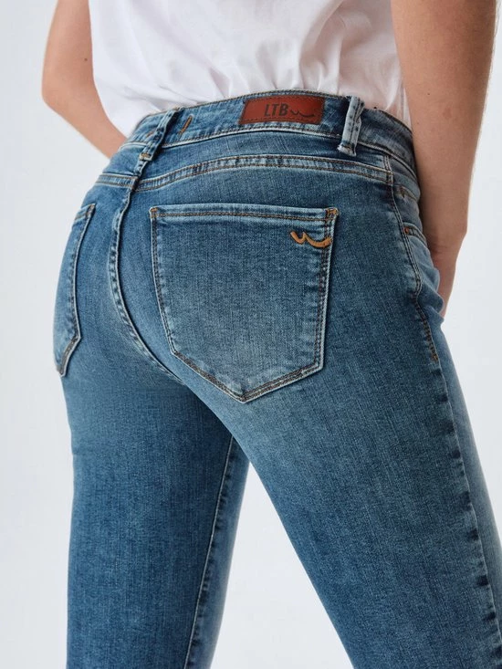 LTB Jeans LTB Nicole Jeans Volwassenen Lichtblauw 26 LTB Jeans LTB Nicole Jeans Volwassenen Lichtblauw - Afbeelding 26