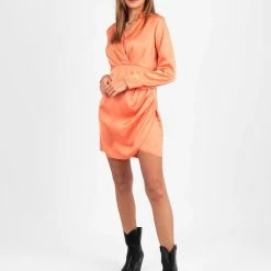 Marcez Satin Wrap Dress Orange -Dameskleding Verkoop 550x733 409