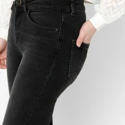 ONLY ONLBLUSH LIFE MID ANK RAW REA1099 NOOS Dames Jeans - Maat S X 34 27 ONLY ONLBLUSH LIFE MID ANK RAW REA1099 NOOS Dames Jeans - Maat S X 34 -Dameskleding Verkoop 550x733 448