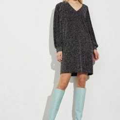 Zwart Met Zilveren Glitterjurk Embry - MbyM - Maat L -Dameskleding Verkoop 550x752 4