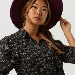 Colourful Rebel Zina Flower Jurk Blauw Dames - Wijduitlopende Fit - Polyester - M 21 Colourful Rebel Zina Flower Jurk Blauw Dames - Wijduitlopende Fit - Polyester - M -Dameskleding Verkoop 550x781 2