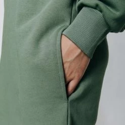 Colourful Rebel Logo Jurk Groen Dames - Oversized Fit - Polyester - M 16 Colourful Rebel Logo Jurk Groen Dames - Oversized Fit - Polyester - M -Dameskleding Verkoop 550x824 143