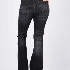 Raizzed Adults SUNRISE Dames Jeans - Maat 30/32 19 Raizzed Adults SUNRISE Dames Jeans - Maat 30/32 -Dameskleding Verkoop 550x825 40