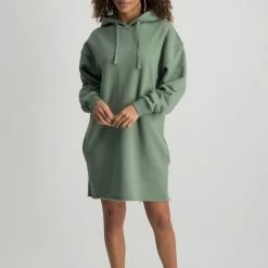 Colourful Rebel Logo Jurk Groen Dames - Oversized Fit - Polyester - M 18 Colourful Rebel Logo Jurk Groen Dames - Oversized Fit - Polyester - M -Dameskleding Verkoop 550x825 485