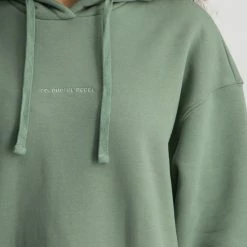 Colourful Rebel Logo Jurk Groen Dames - Oversized Fit - Polyester - M 21 Colourful Rebel Logo Jurk Groen Dames - Oversized Fit - Polyester - M -Dameskleding Verkoop 550x825 487